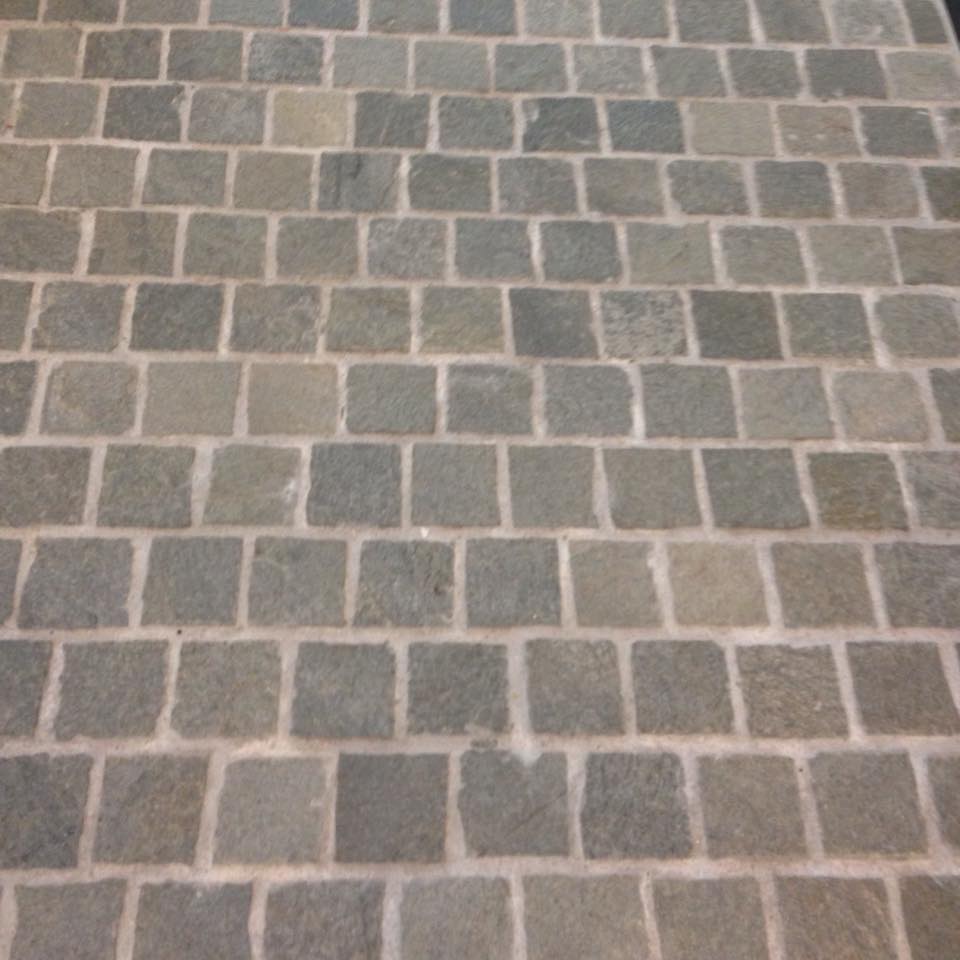 Rough Textured Handcut Quartzite Grey Cobble Stone